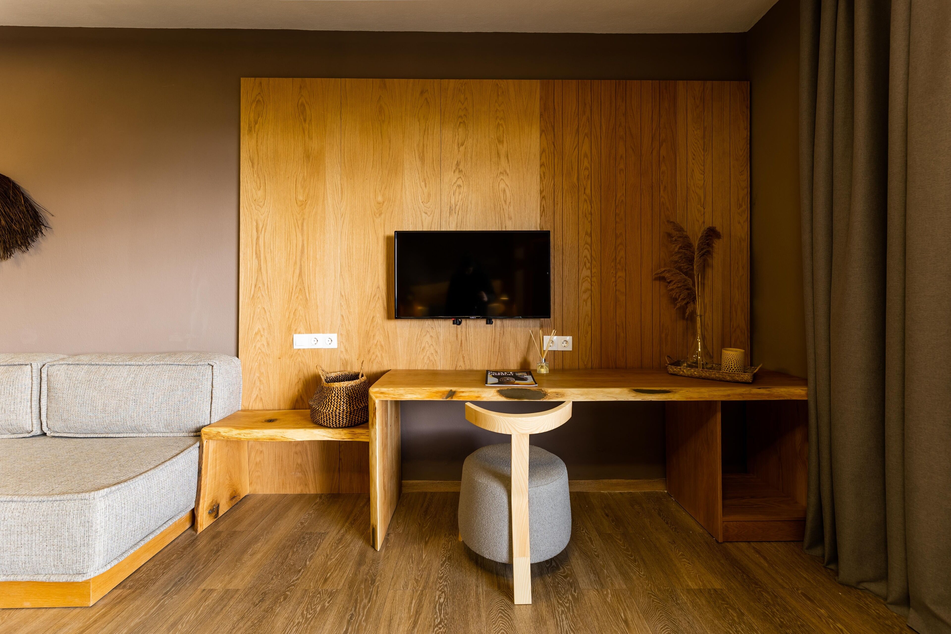 Skiathos Avaton Suites & Villas