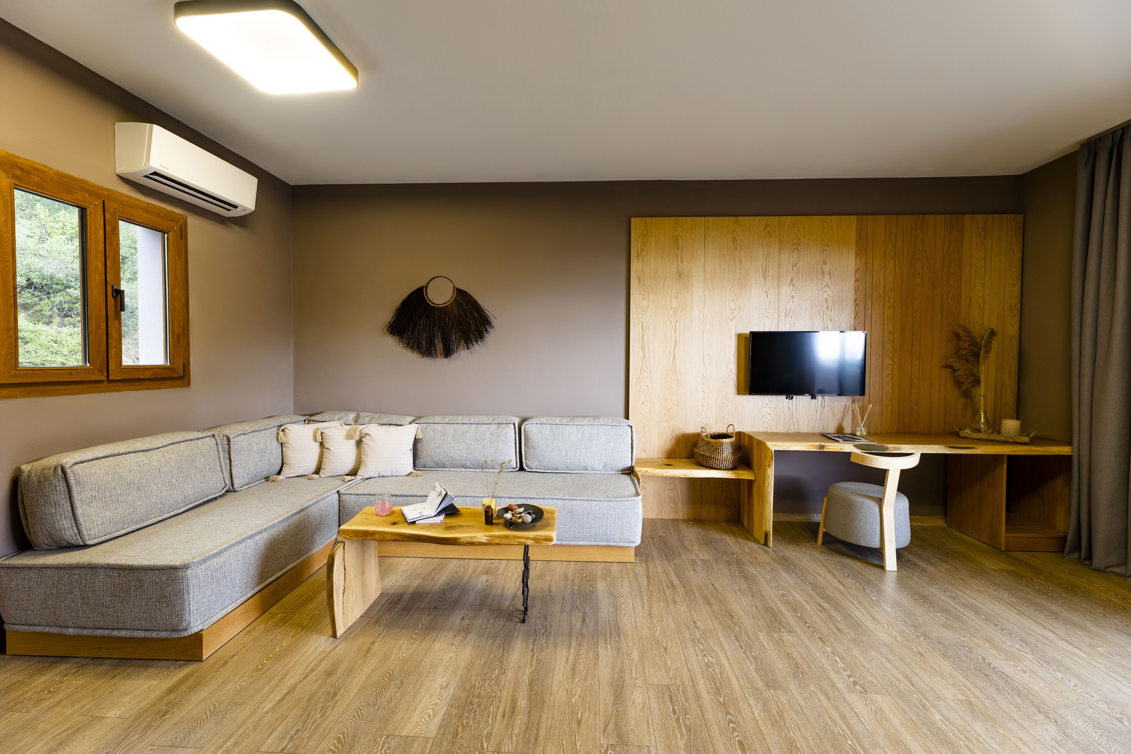 Skiathos Avaton Suites & Villas