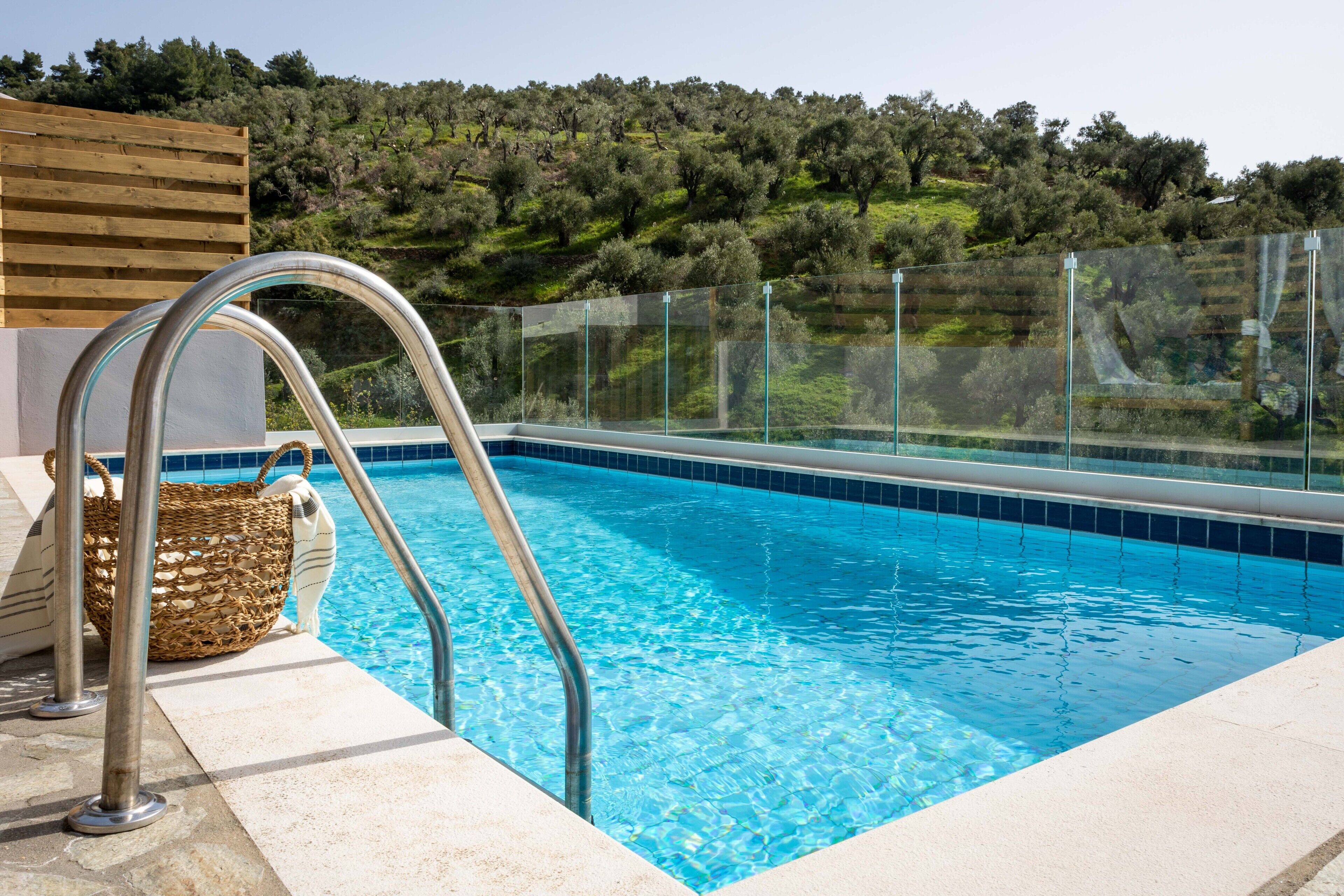 Skiathos Avaton Suites & Villas