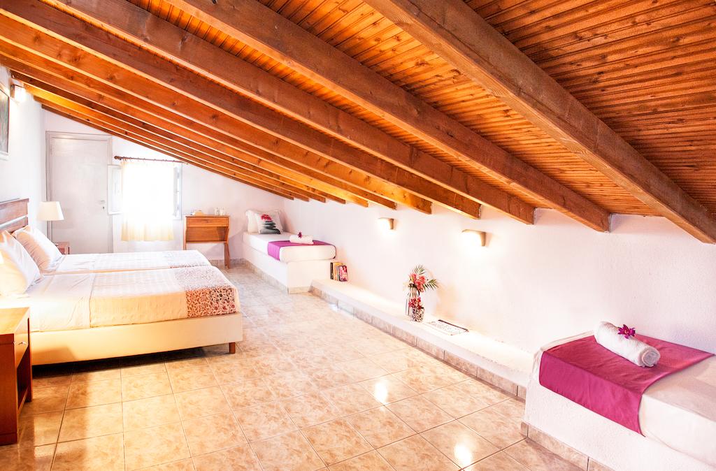 Nimfi Hotel