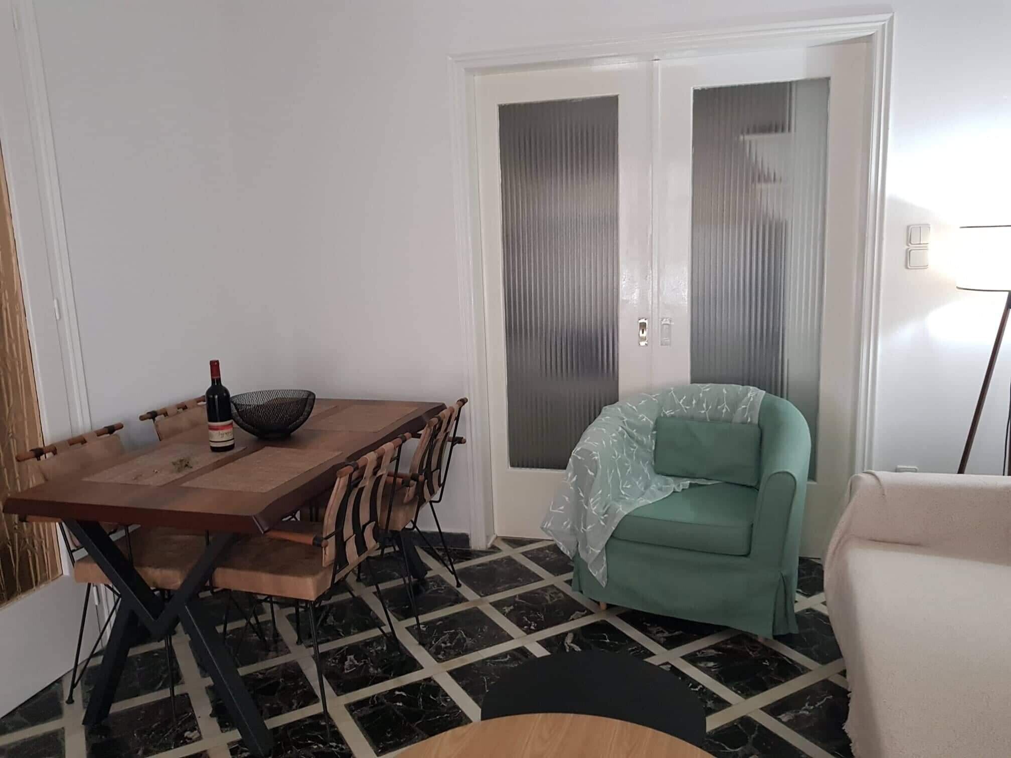 Avres Apartments