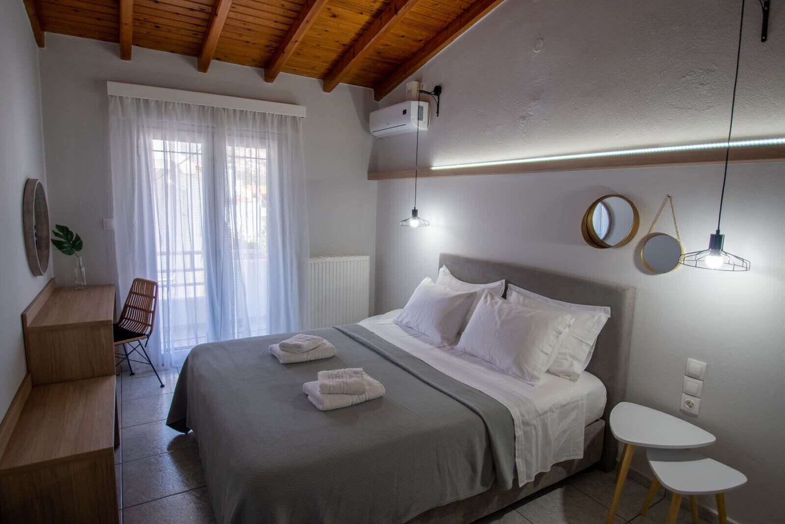 Avres Apartments