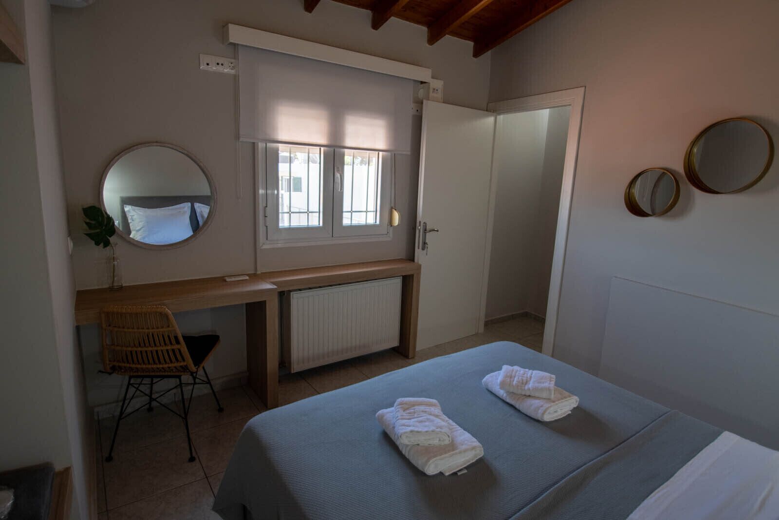 Avres Apartments
