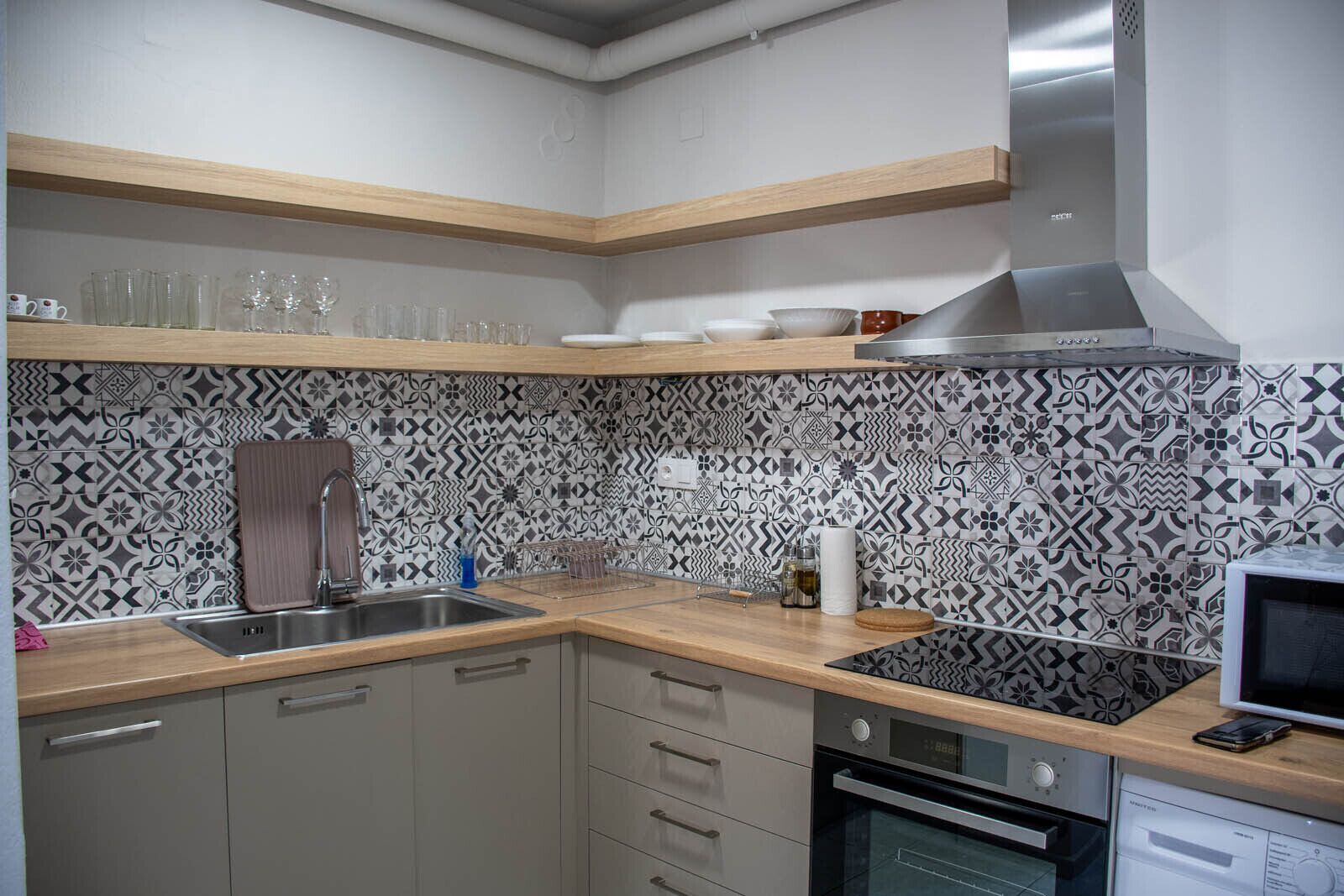 Avres Apartments