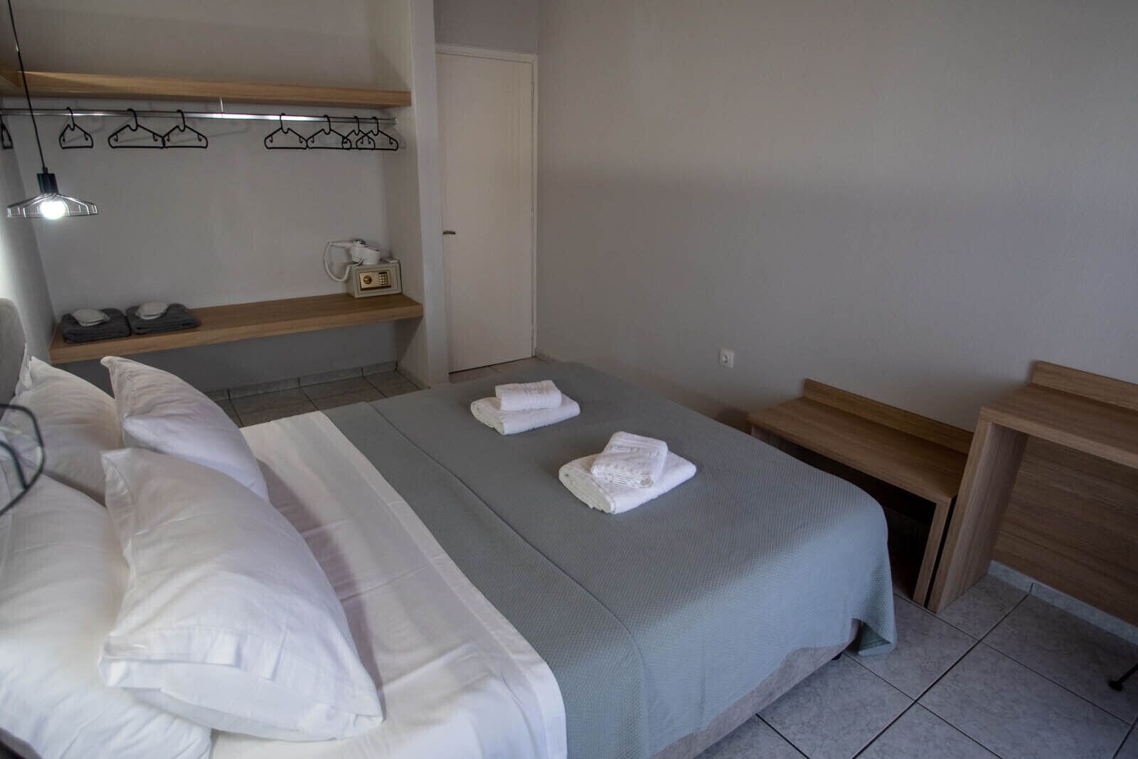 Avres Apartments
