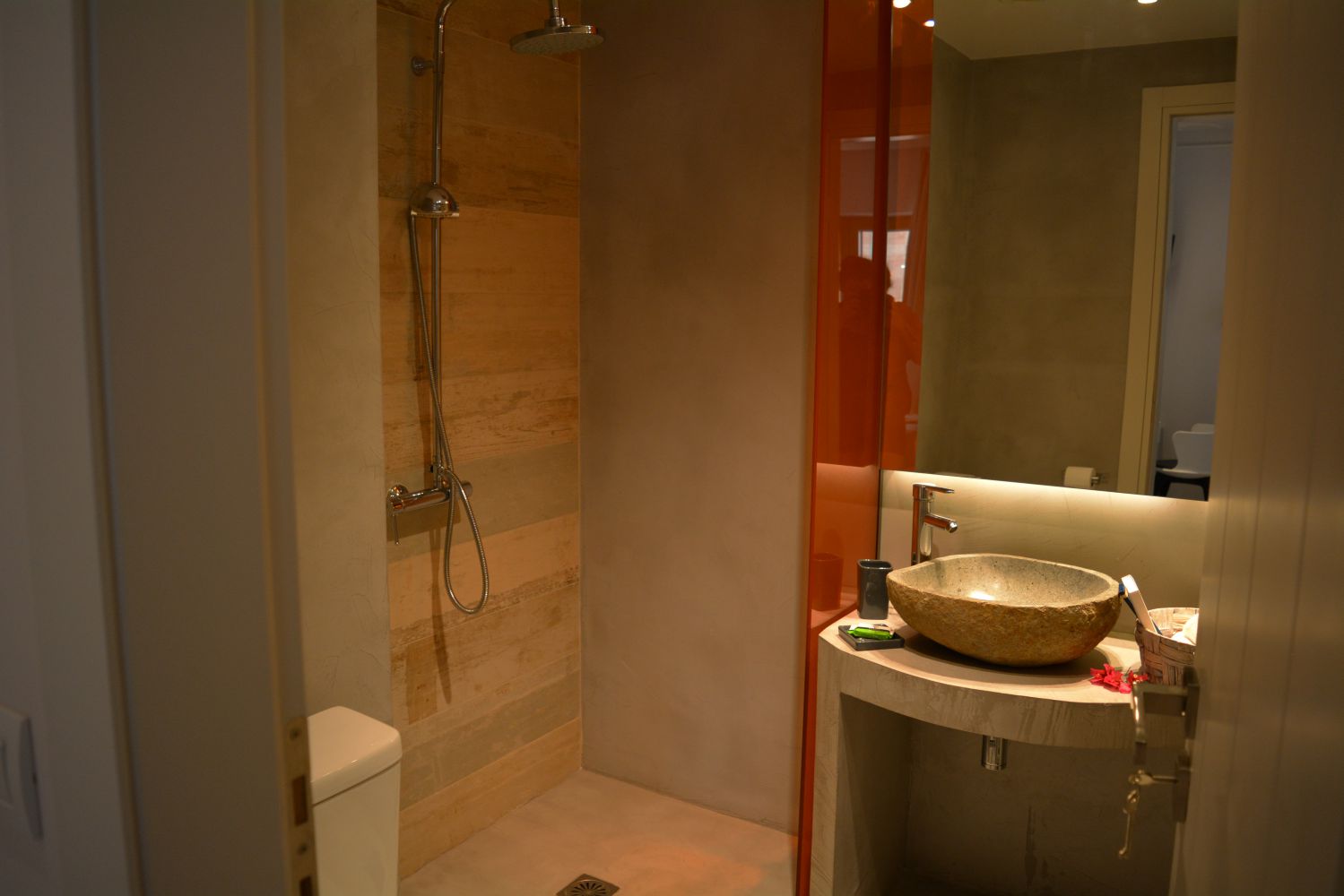 Core Luxury Suites