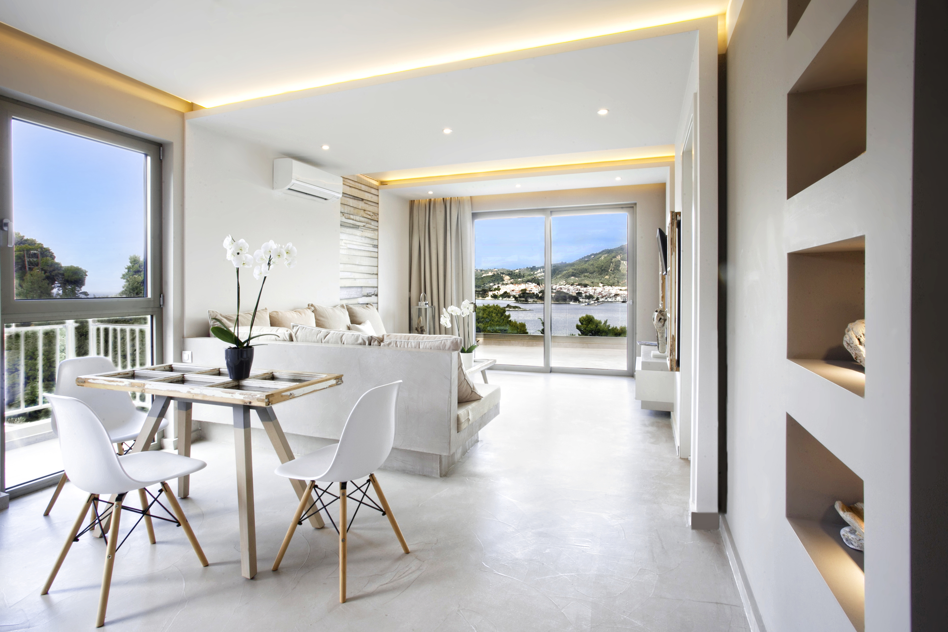 Core Luxury Suites