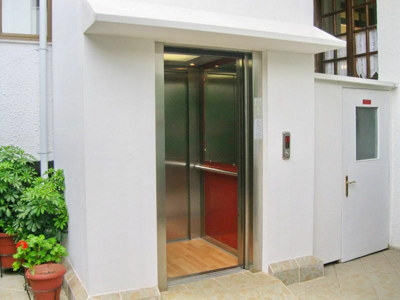Casa Blue Hotel