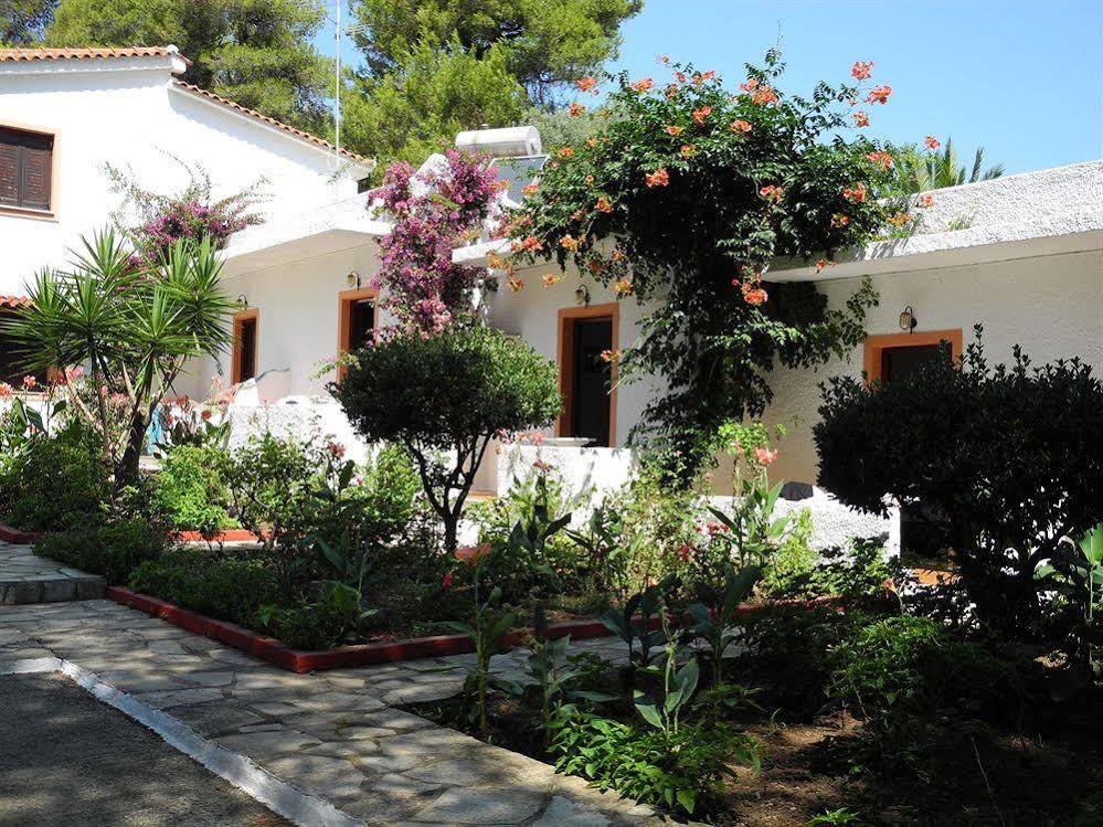 Paraschos Studios
