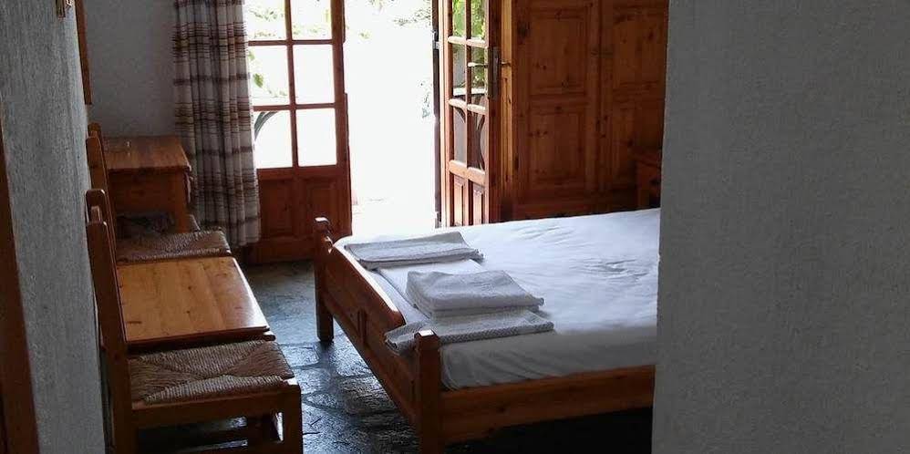 Narkissos Hotel