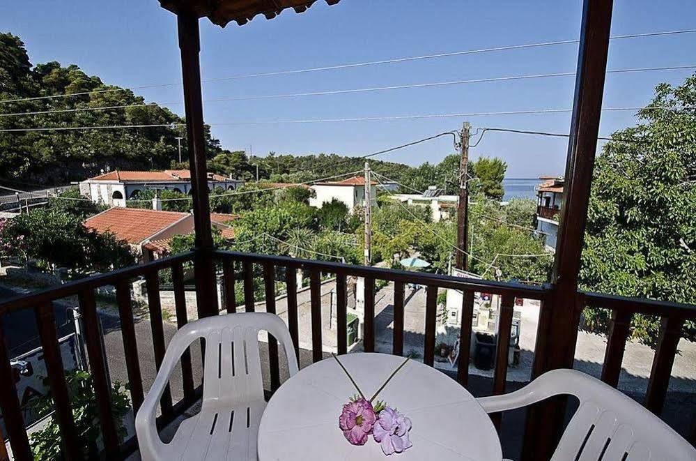 Narkissos Hotel