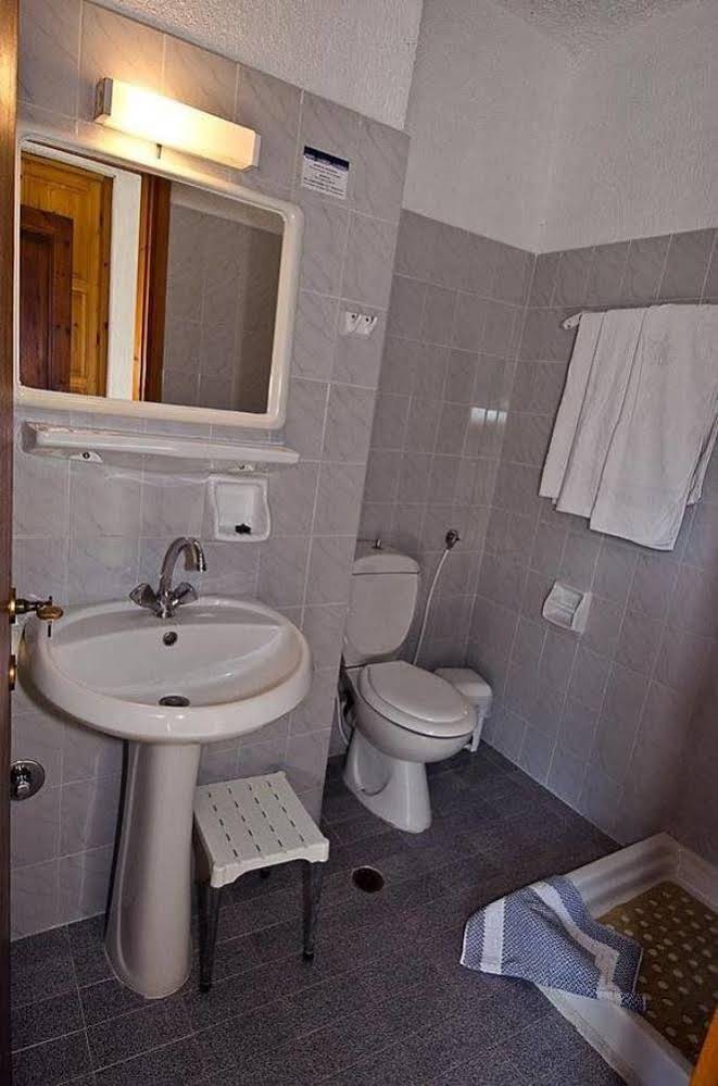 Narkissos Hotel