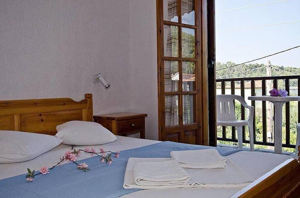 Narkissos Hotel