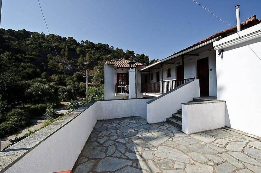 Narkissos Hotel