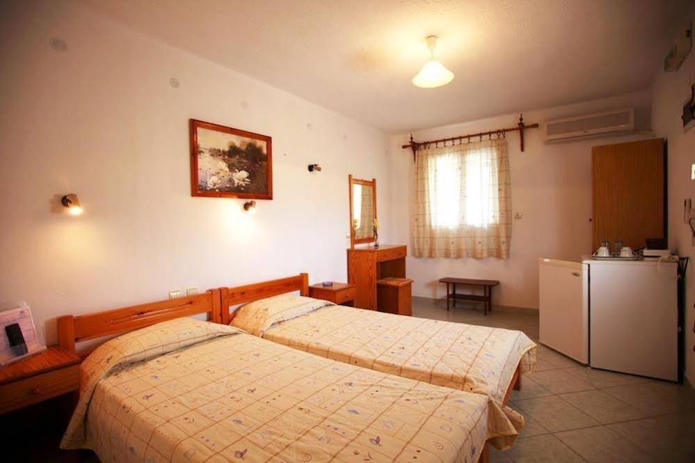 Alexandros Studios
