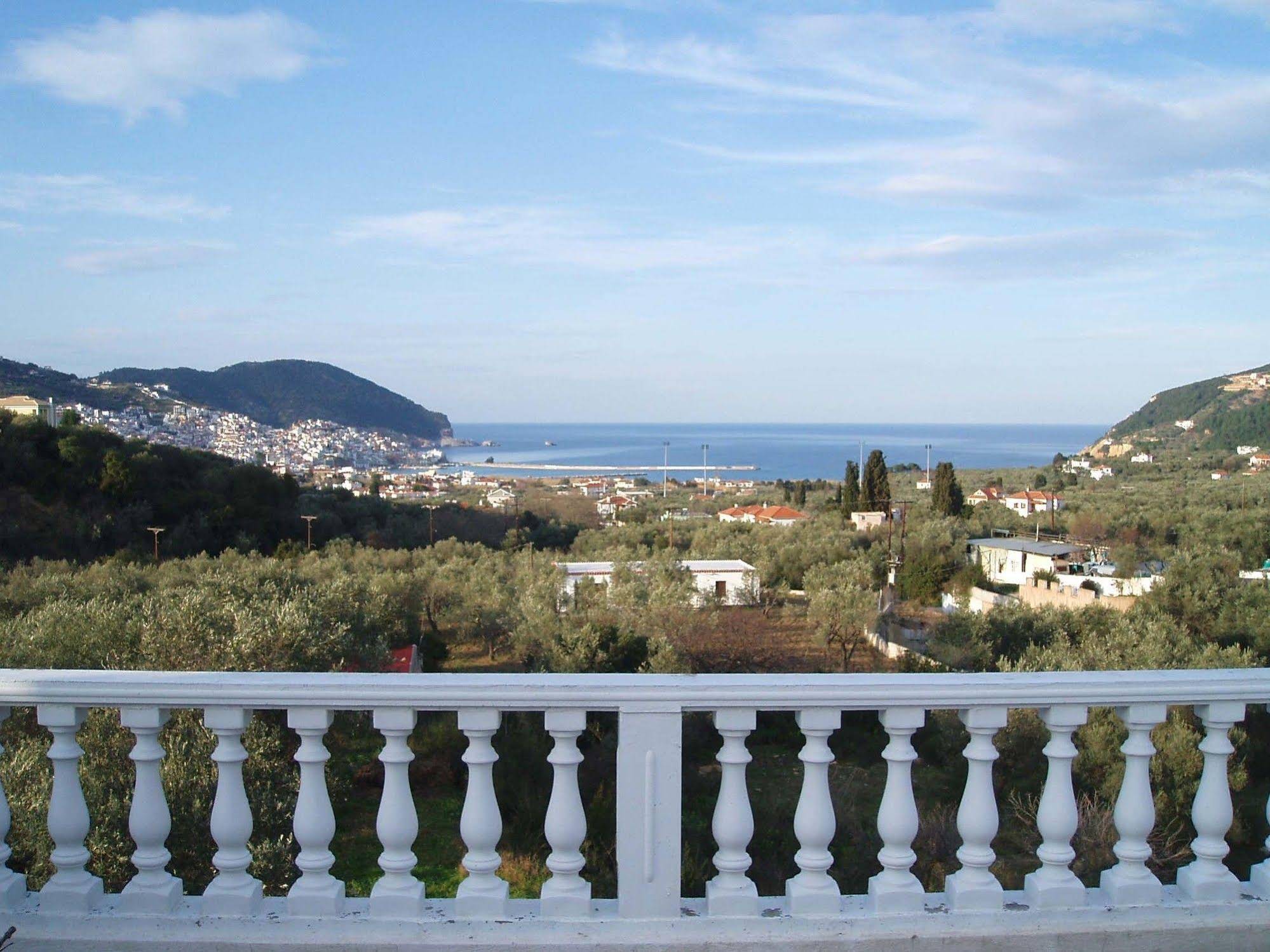 Alexandros Studios