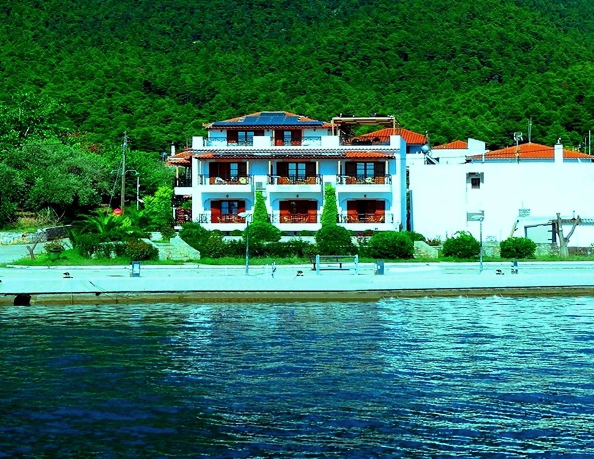 Anna Maria Vanessa Apartments
