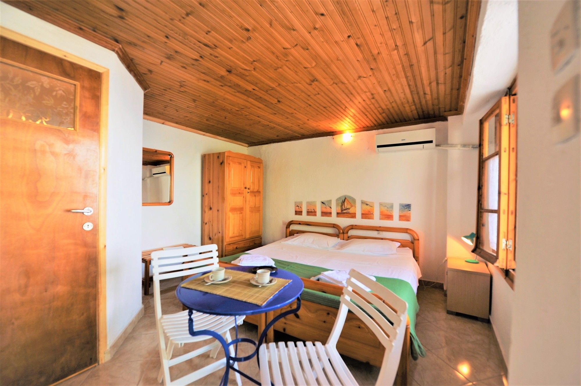 Secret Sporades