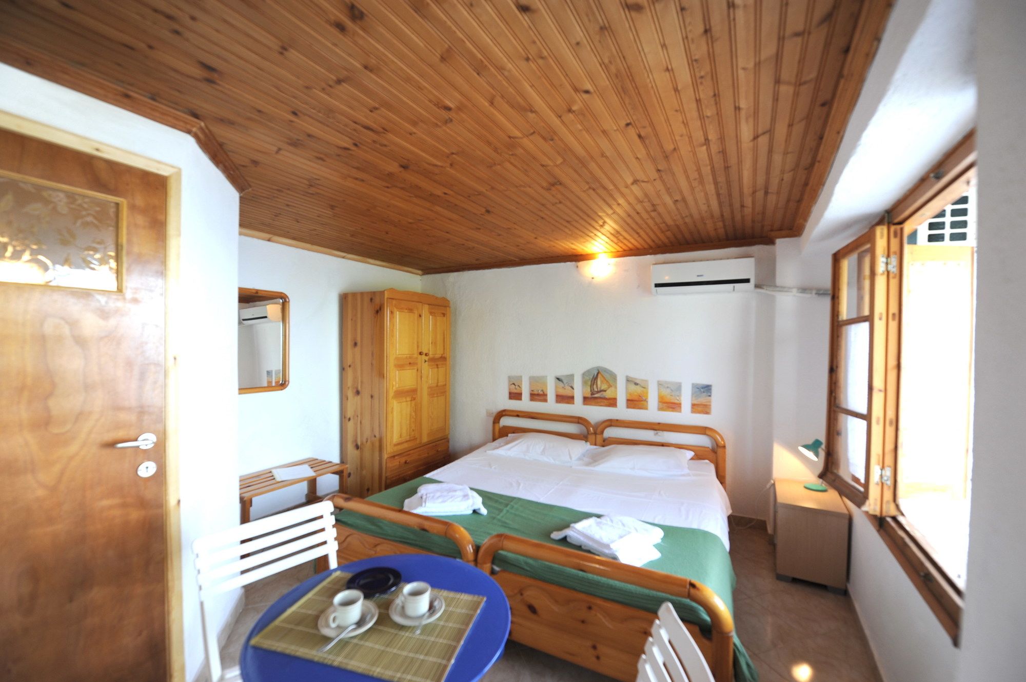 Secret Sporades