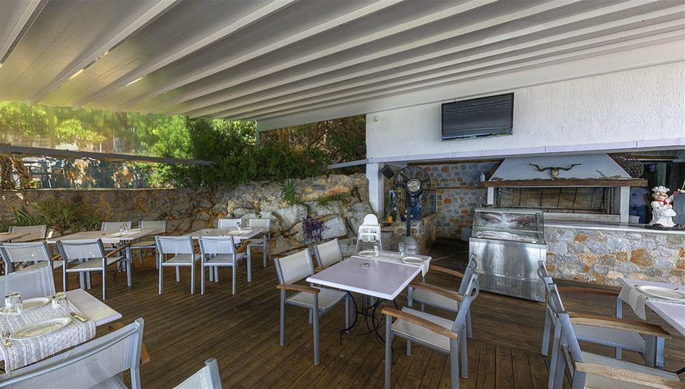Adrina Beach Hotel