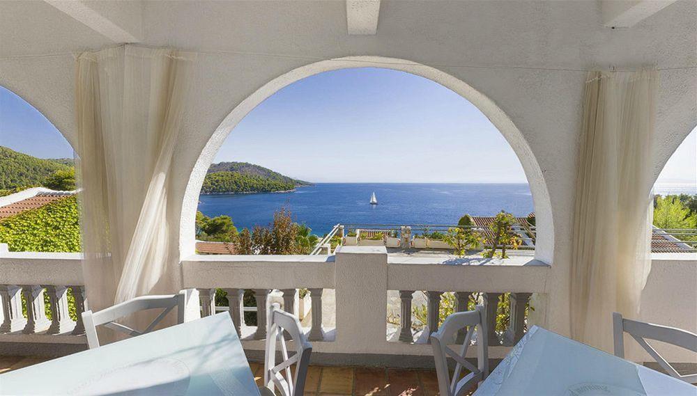 Adrina Beach Hotel