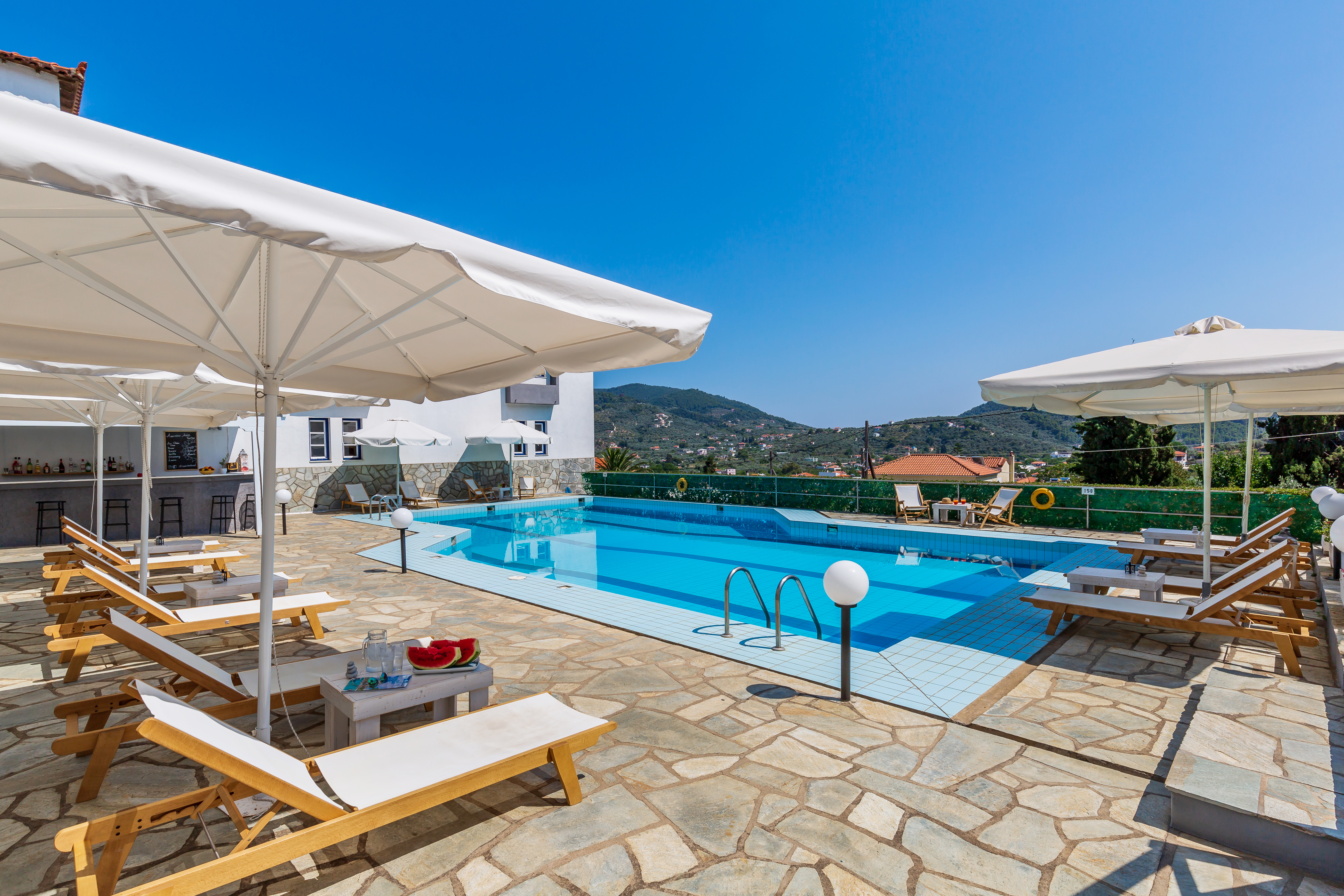 Aperitton Hotel