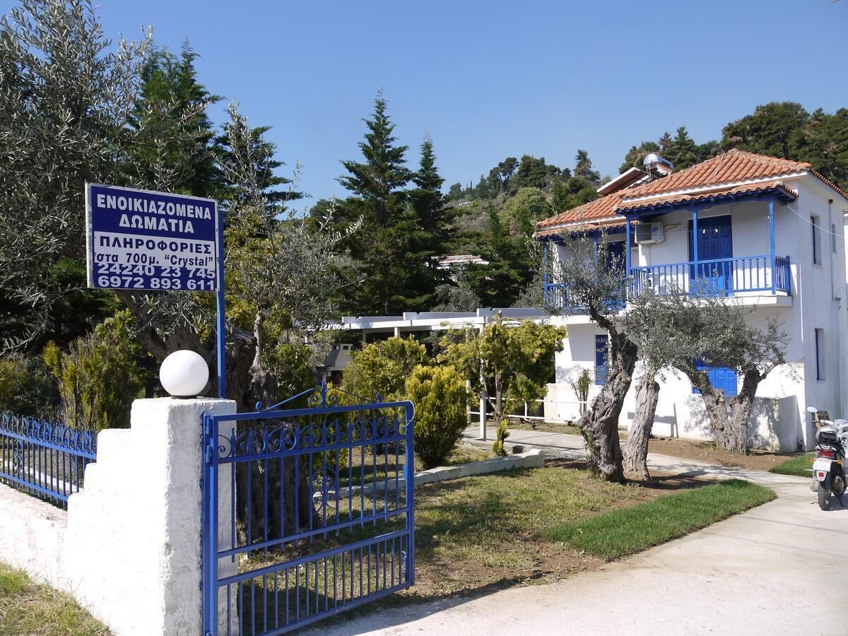 Crystal Rooms