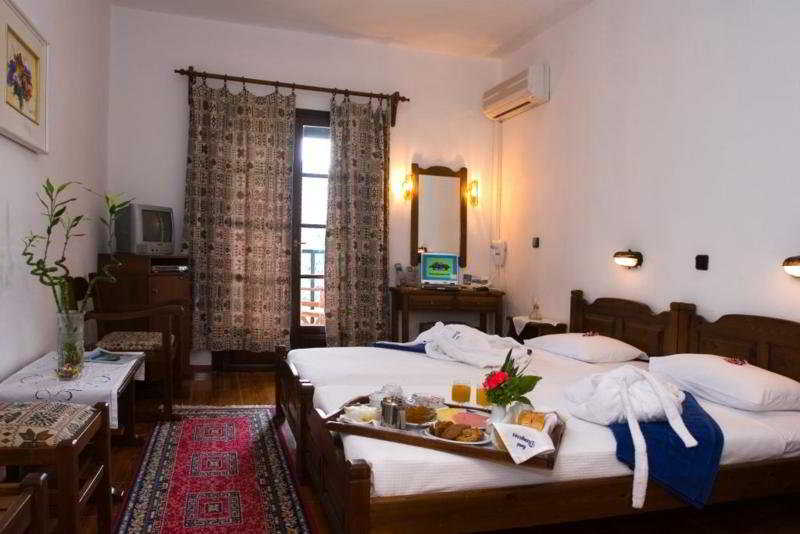 Hotel Dionyssos