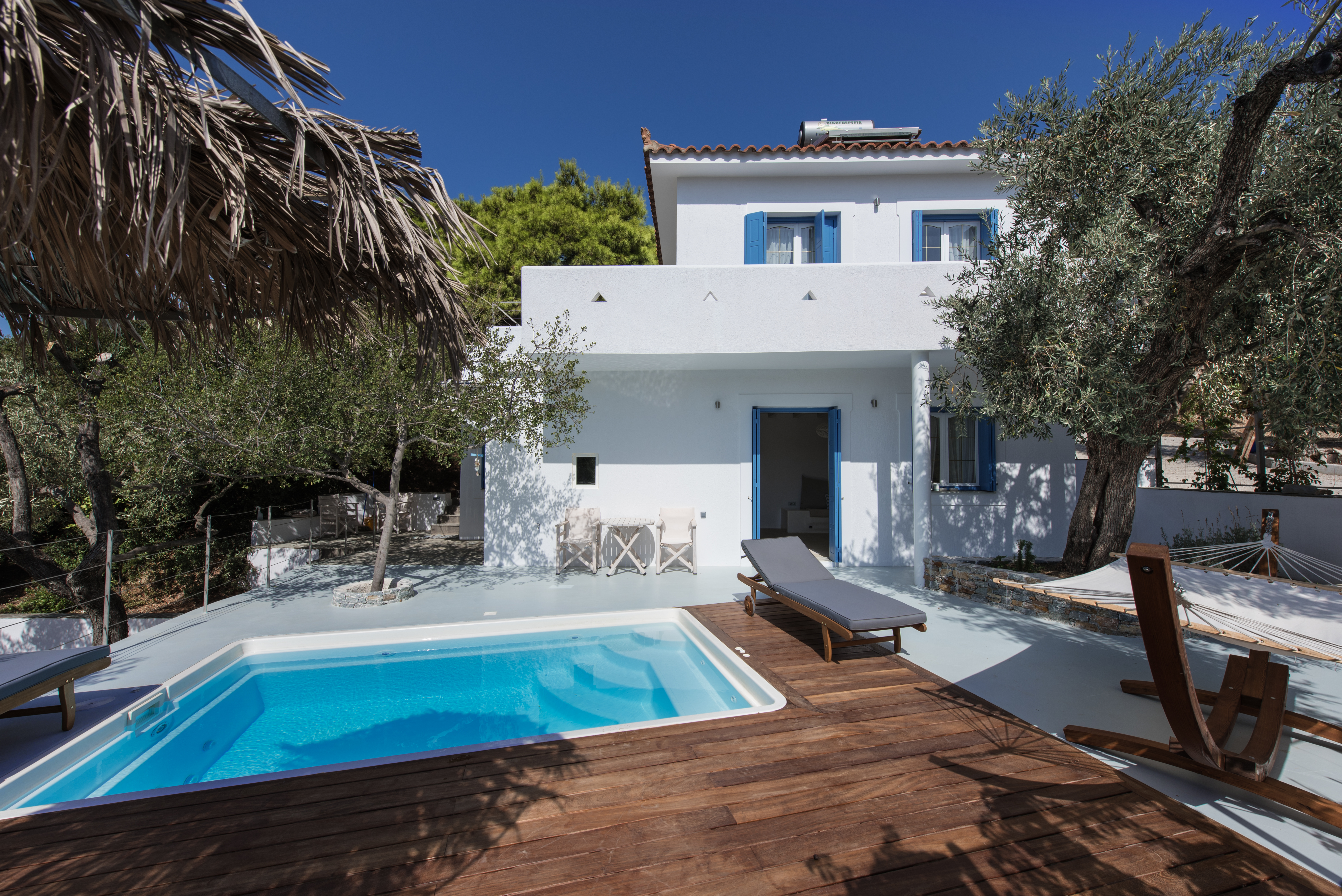Evlalia Studios & Apartments