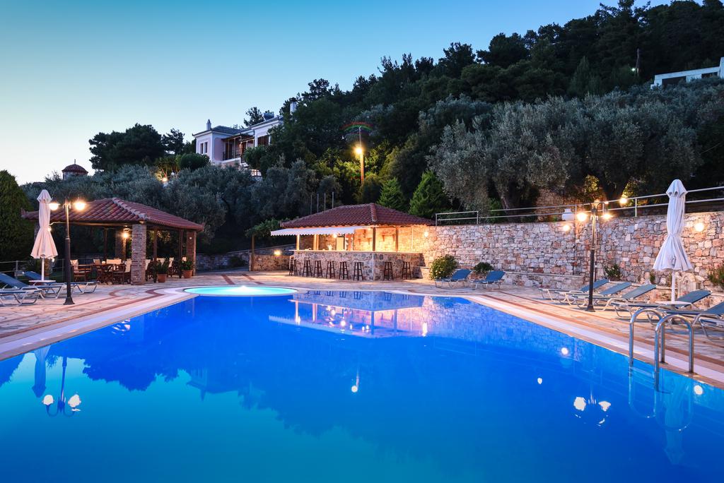 Evlalia Studios & Apartments