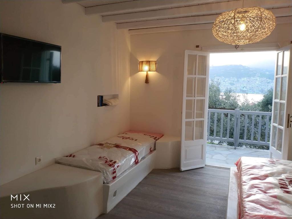 Evlalia Studios & Apartments