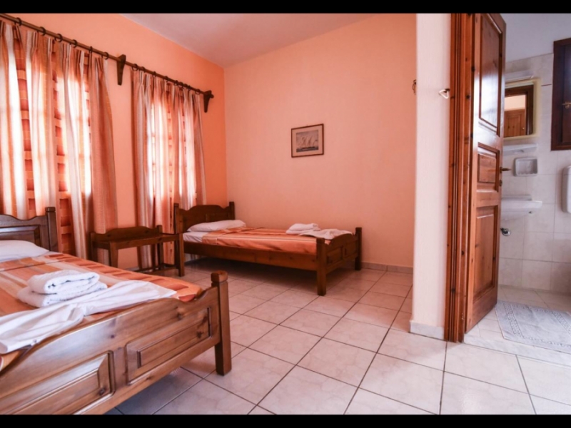 Evlalia Studios & Apartments