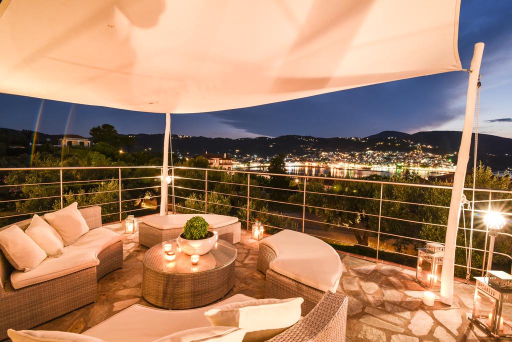 Evlalia Studios & Apartments