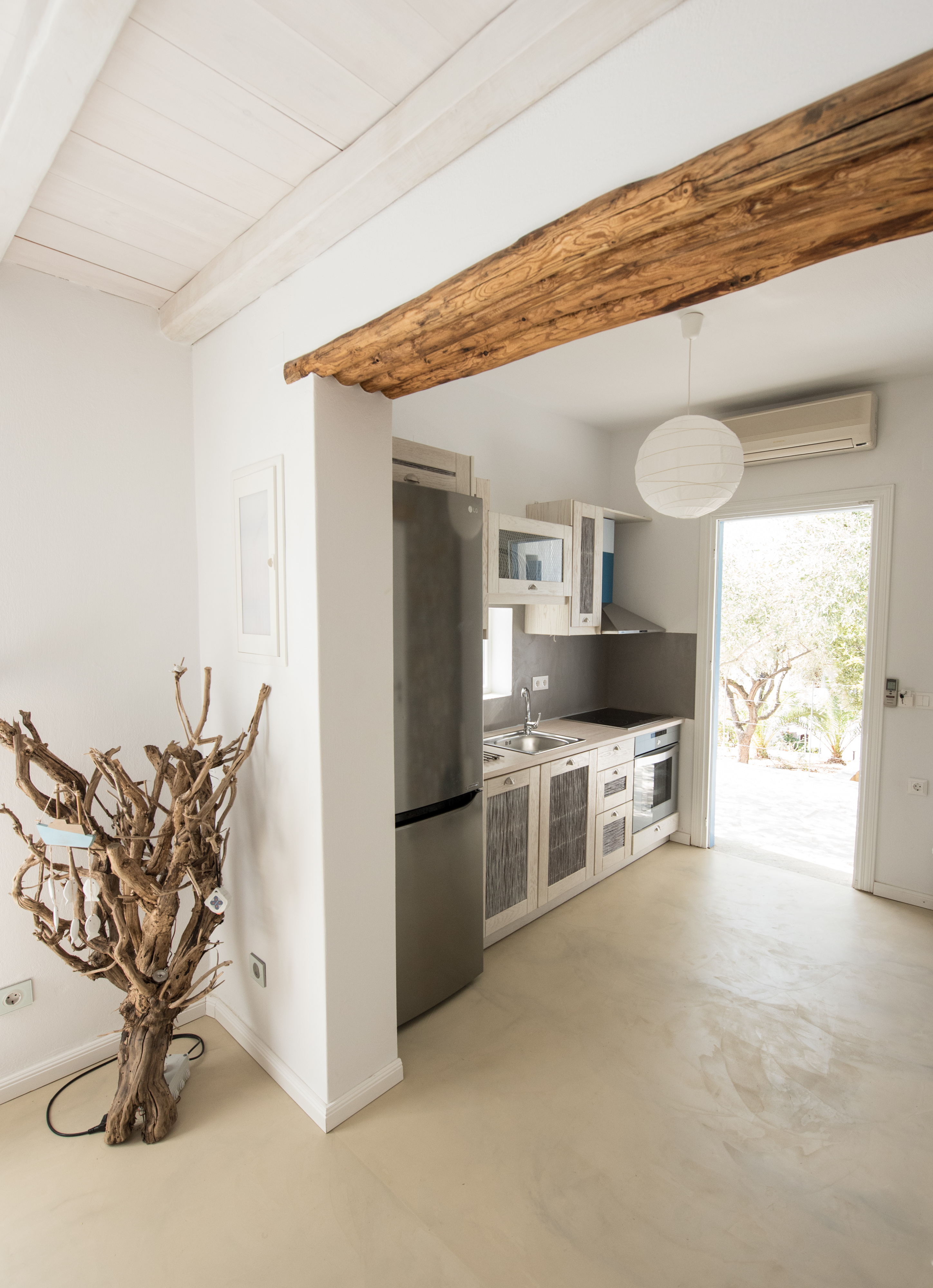 Evlalia Studios & Apartments