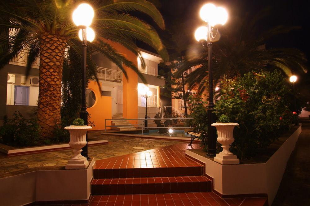 Hotel Dolphin