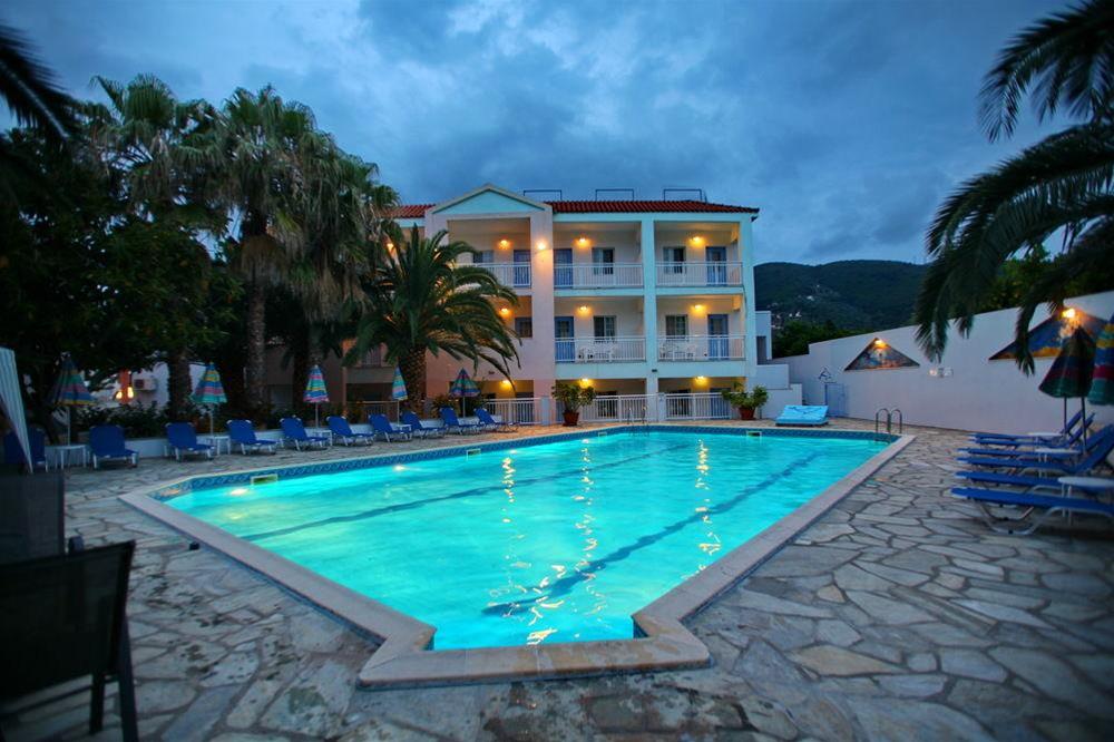 Hotel Dolphin