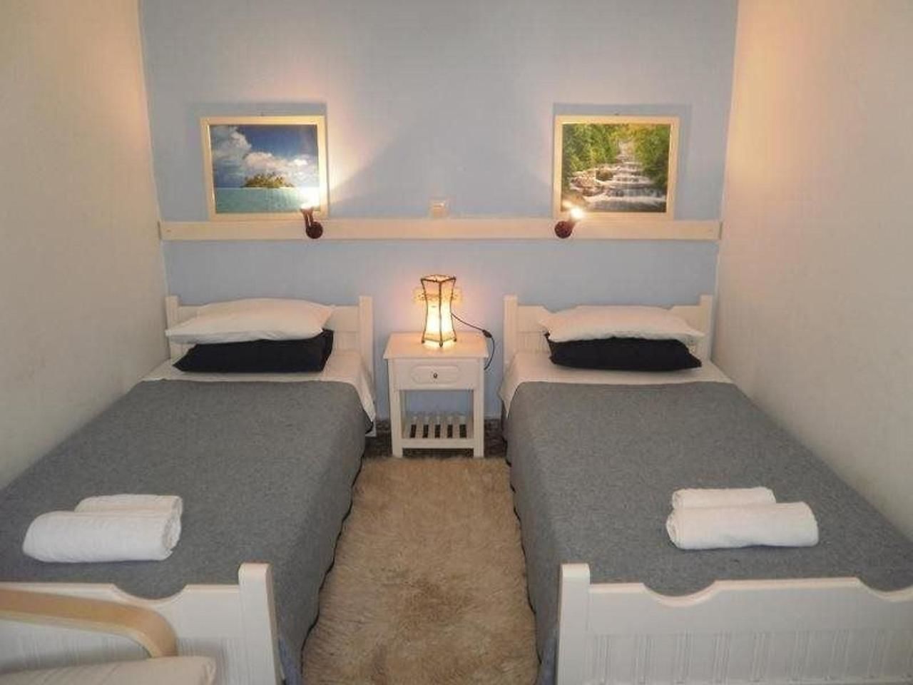 Karavos Apartments & Villa