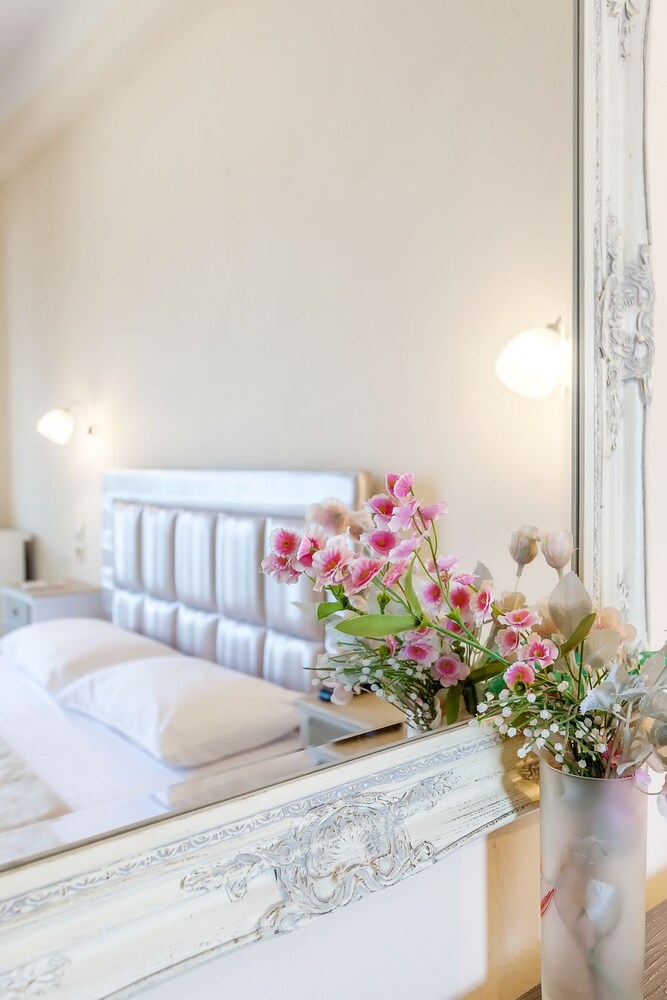 Mon Repos Rooms