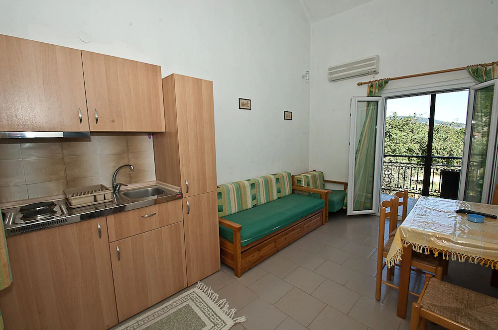 Pegasus Studios & Apartments