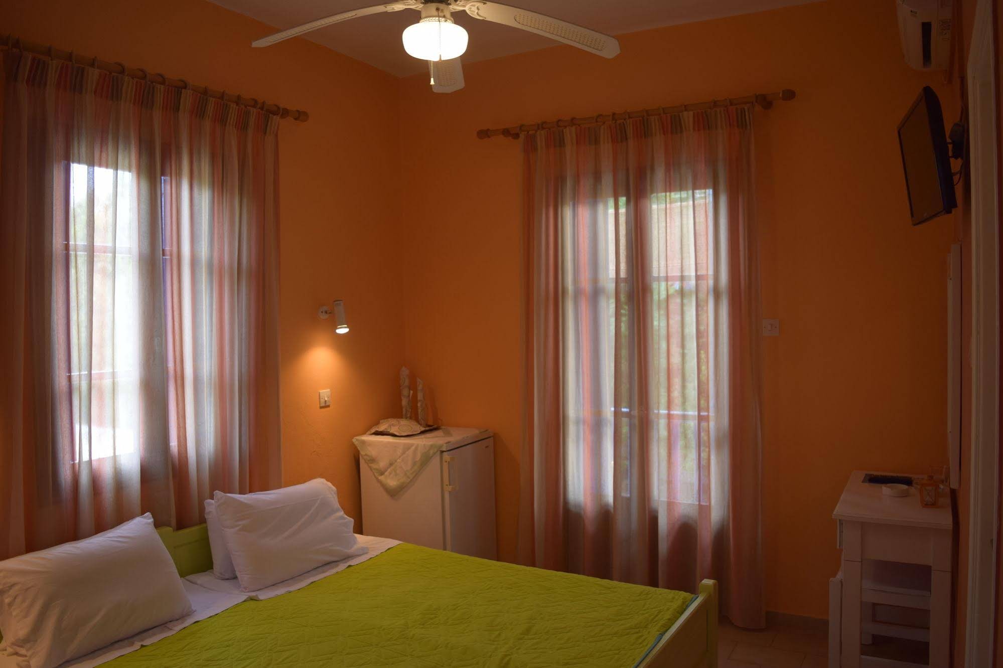 Rastoni Guest House Skopelos