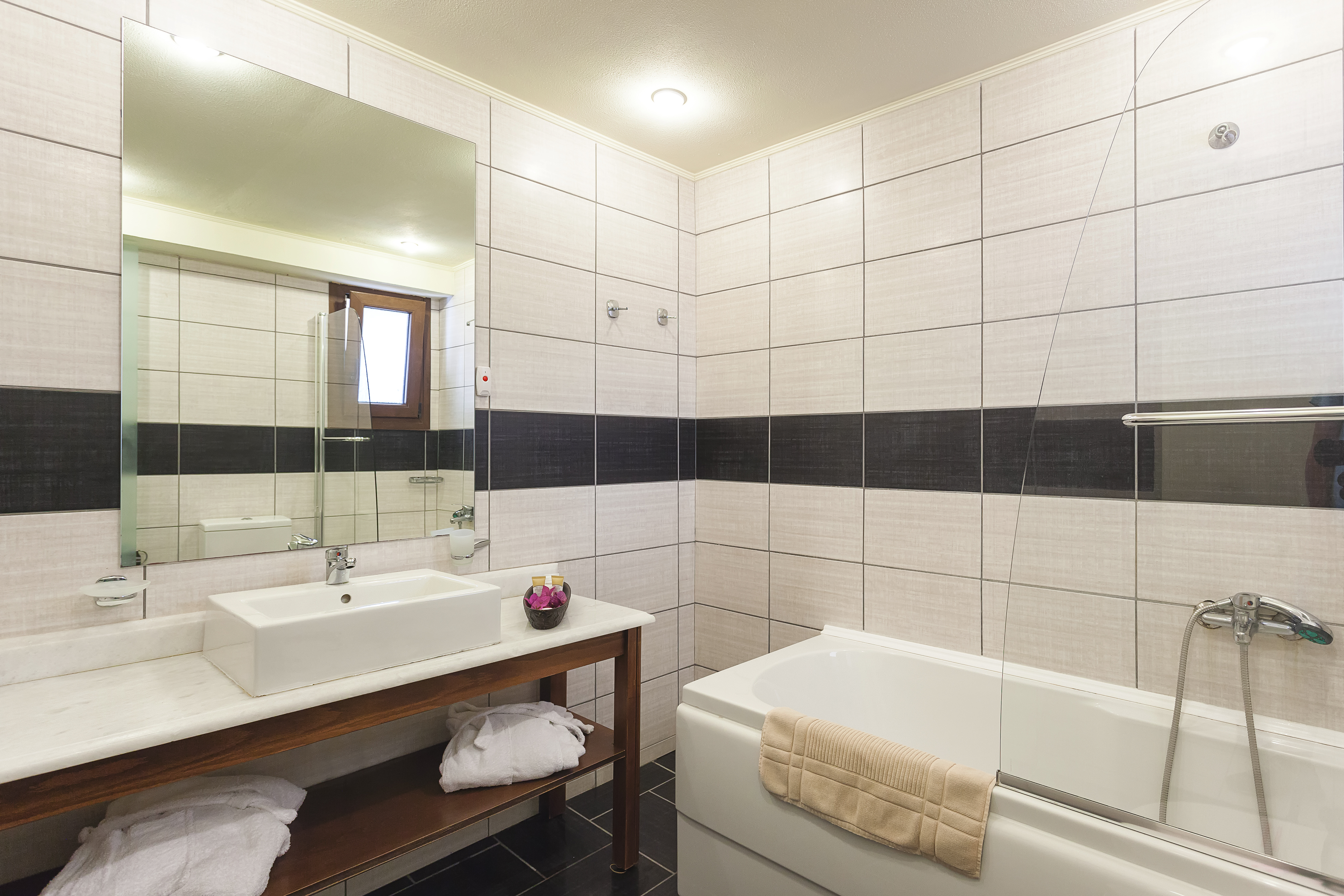 Skopelos Holidays Hotel & Spa
