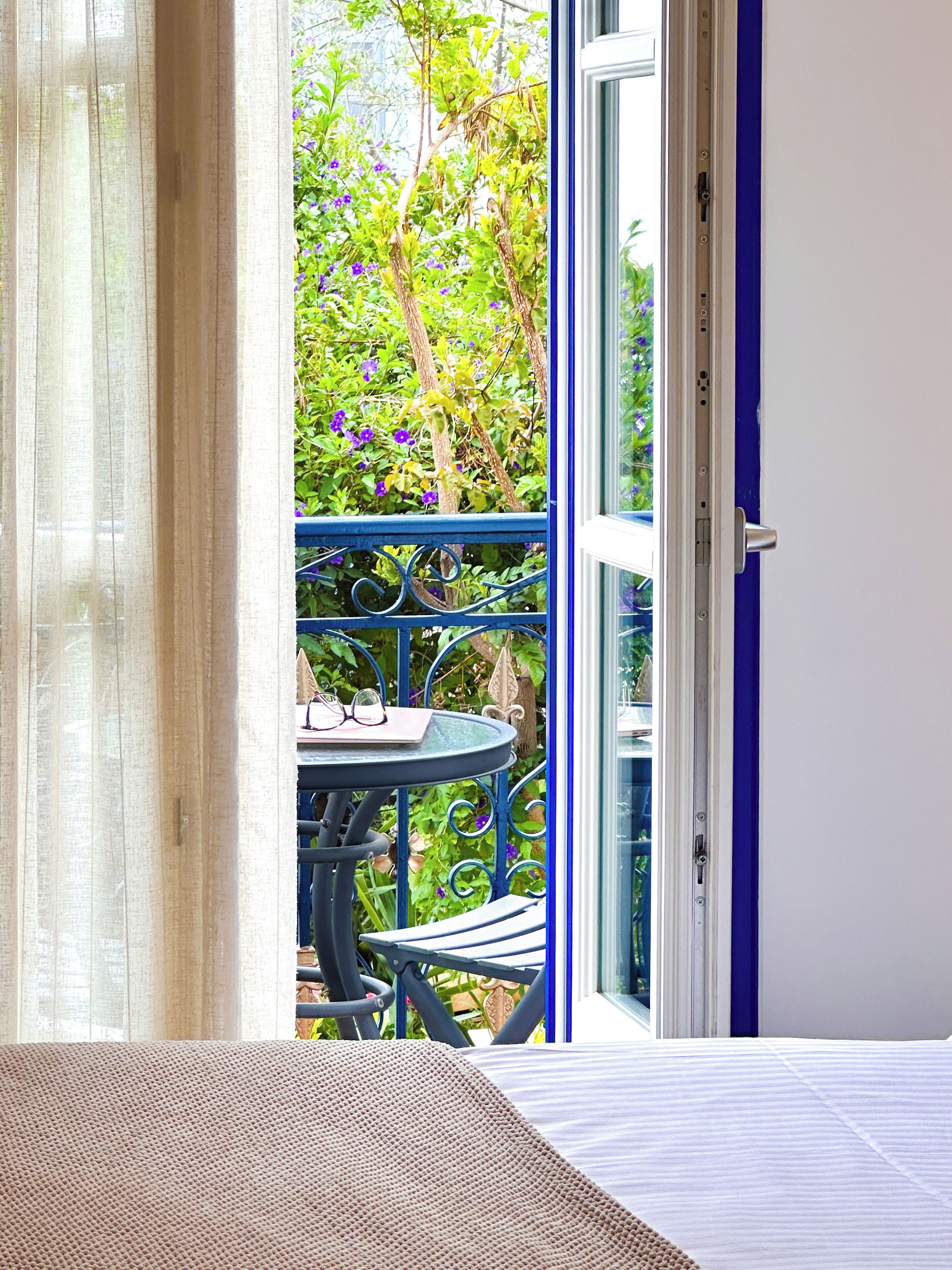 Armata Boutique Hotel