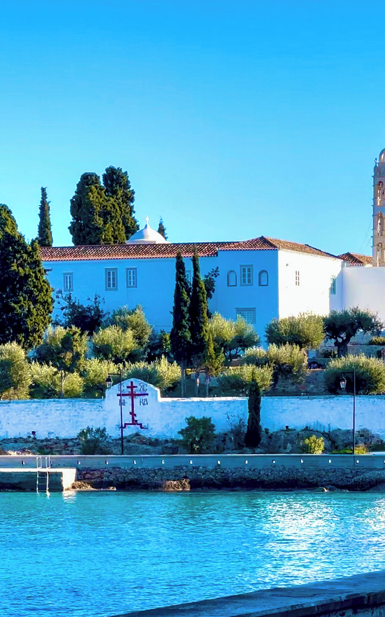 Armata Boutique Hotel