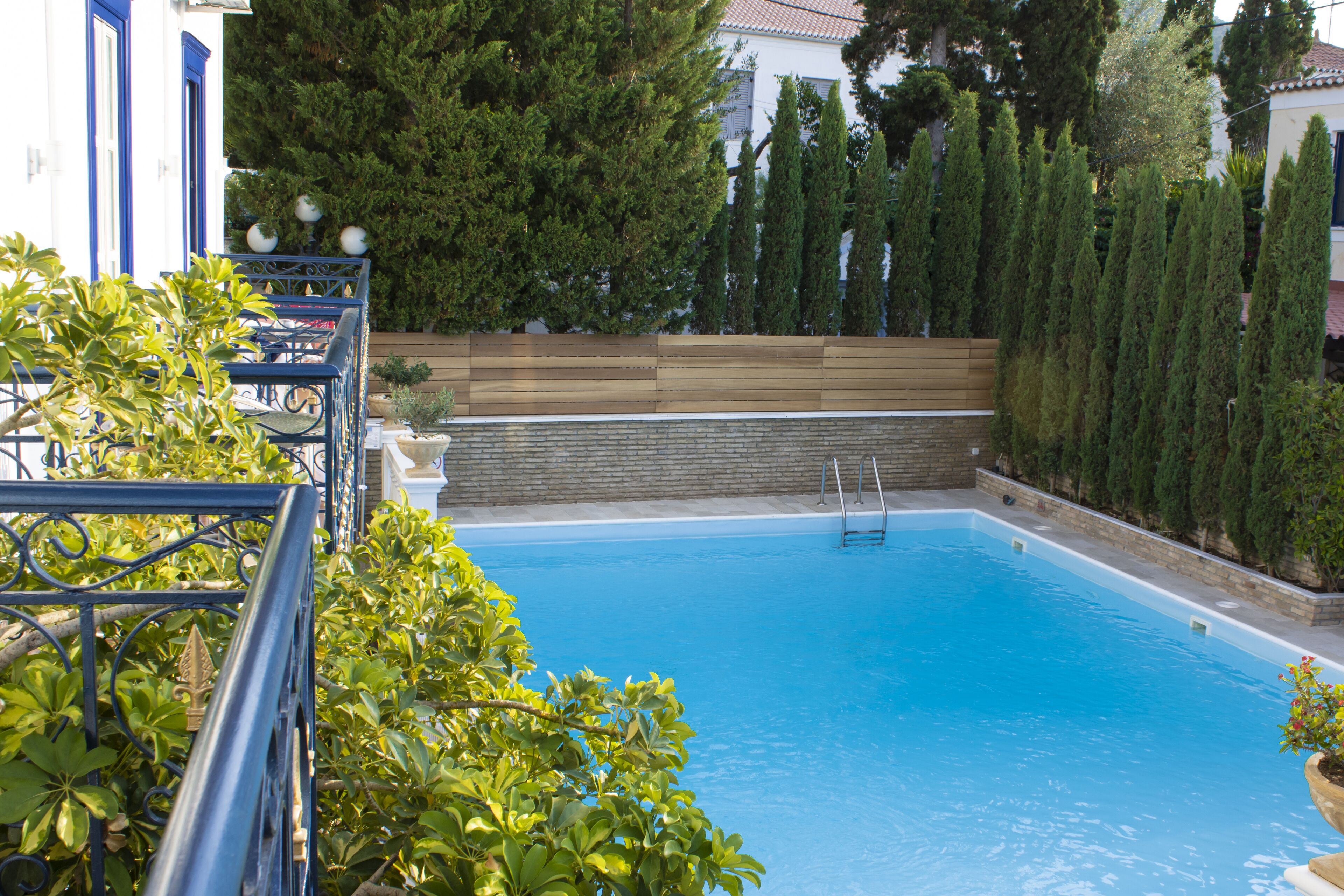 Armata Boutique Hotel