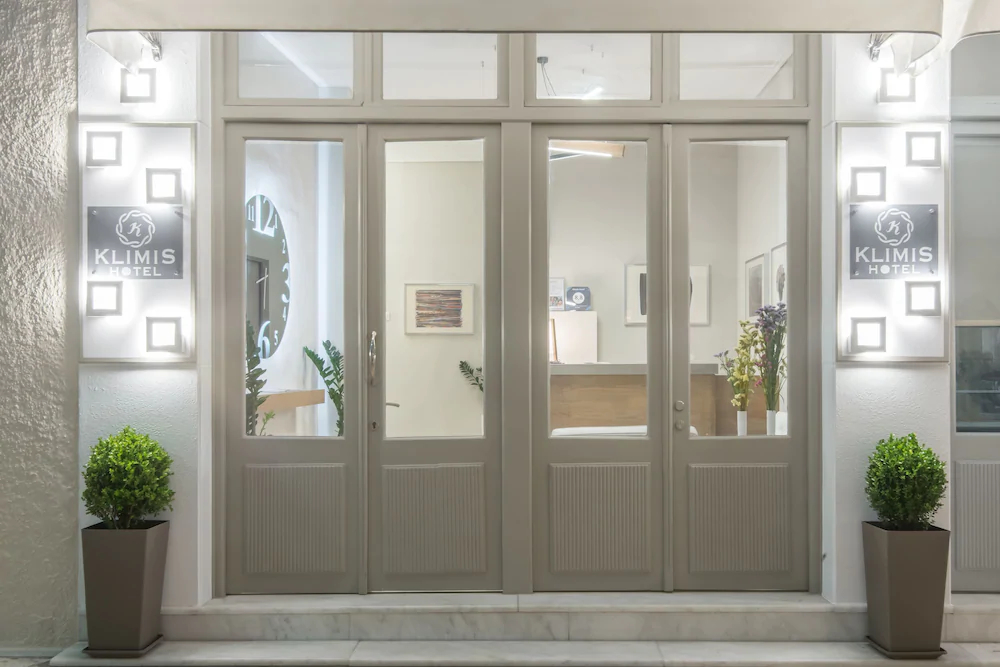 Klimis Hotel