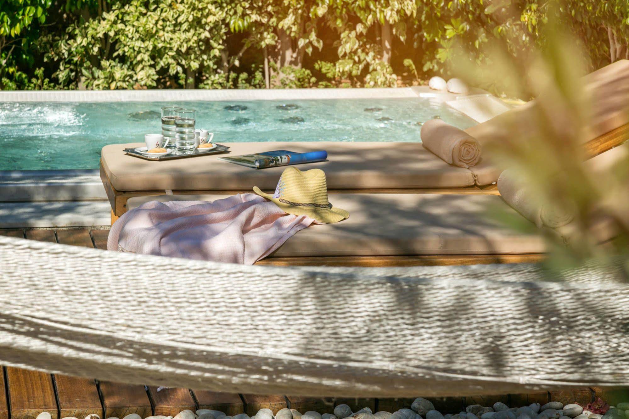 Mare Monte Luxury Suites