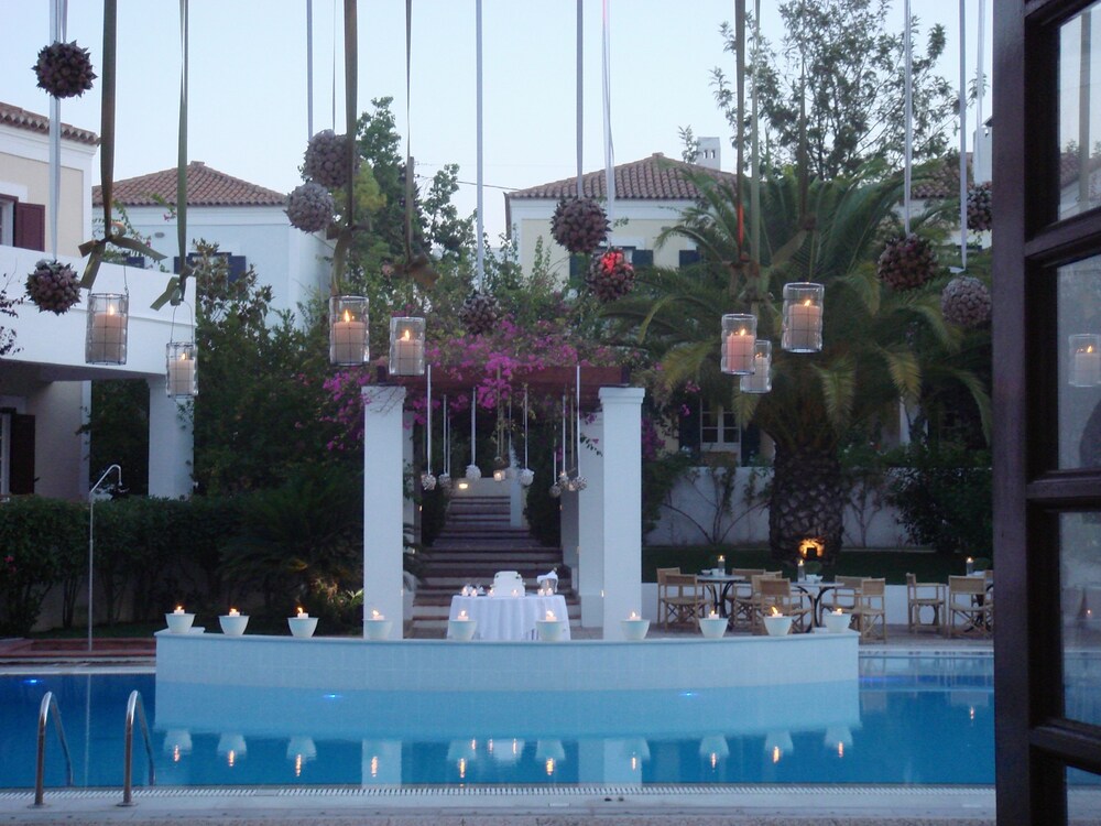 Nissia Traditional Residences