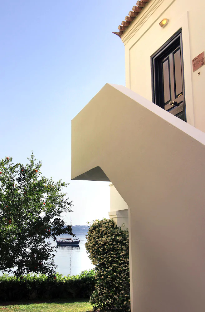 Nissia Traditional Residences