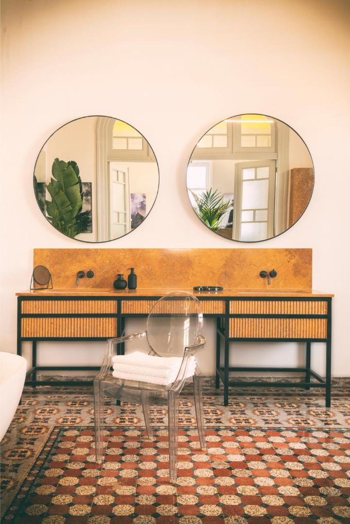 Aristide Hotel