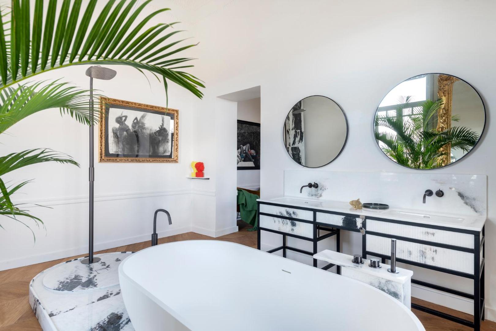 Aristide Hotel
